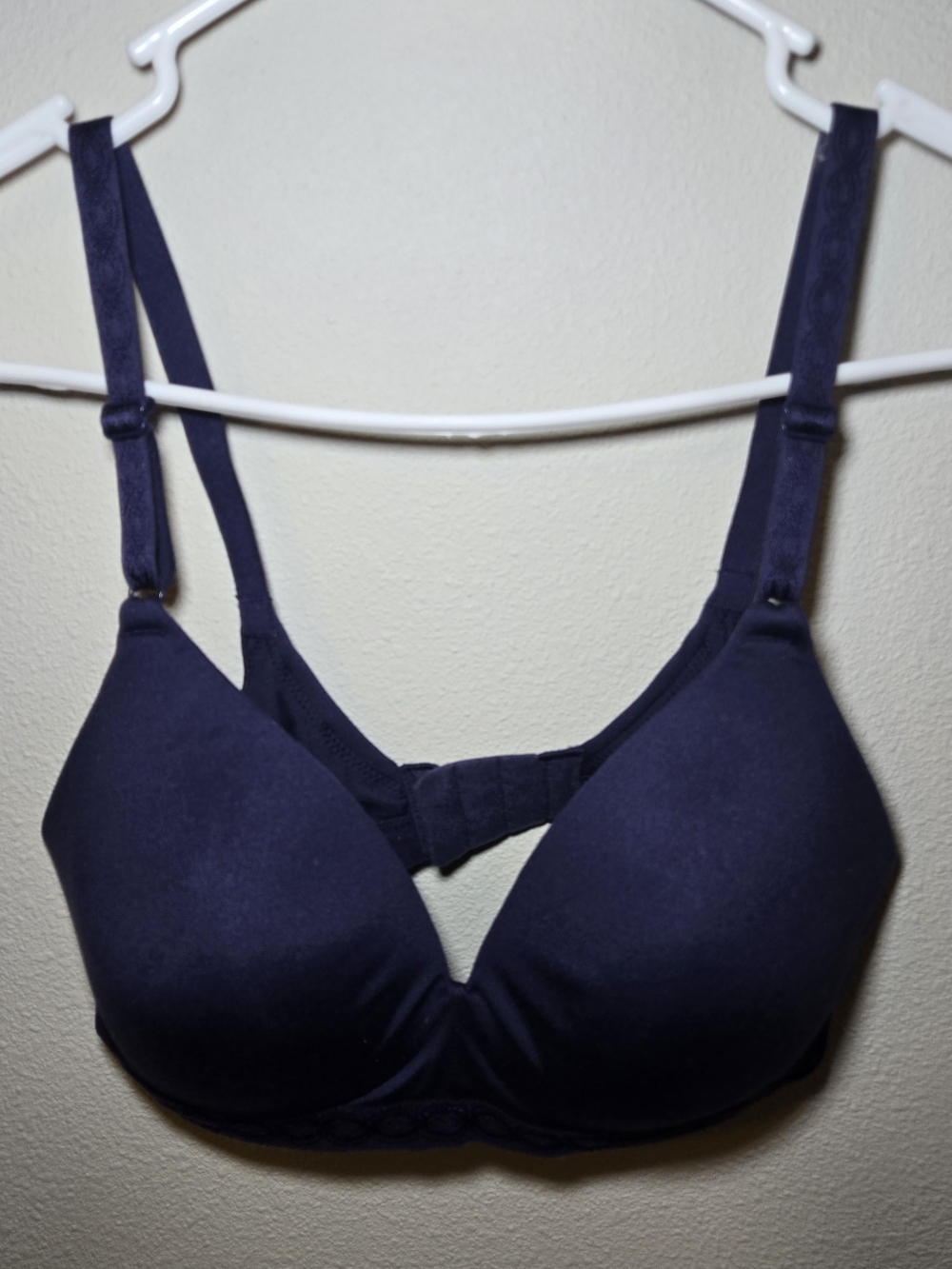 Warner's Navy Molded T-Shirt Bra with Smooth Cups